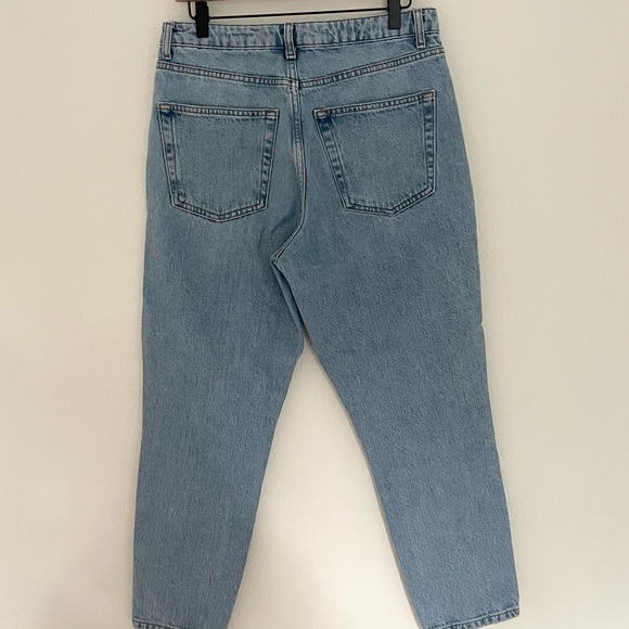 Topshop High Rise Petite Light Blue Mom Jeans - Picture 4 of 9